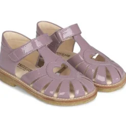 Angulus sandal