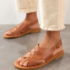 Angulus sandal
