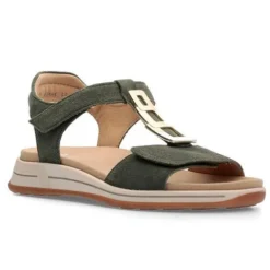 Ara Osaka sandal