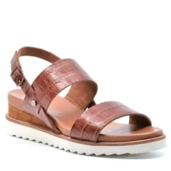 Ara sandal