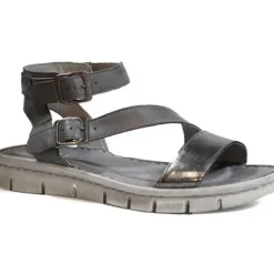 Walk in the City sandal
